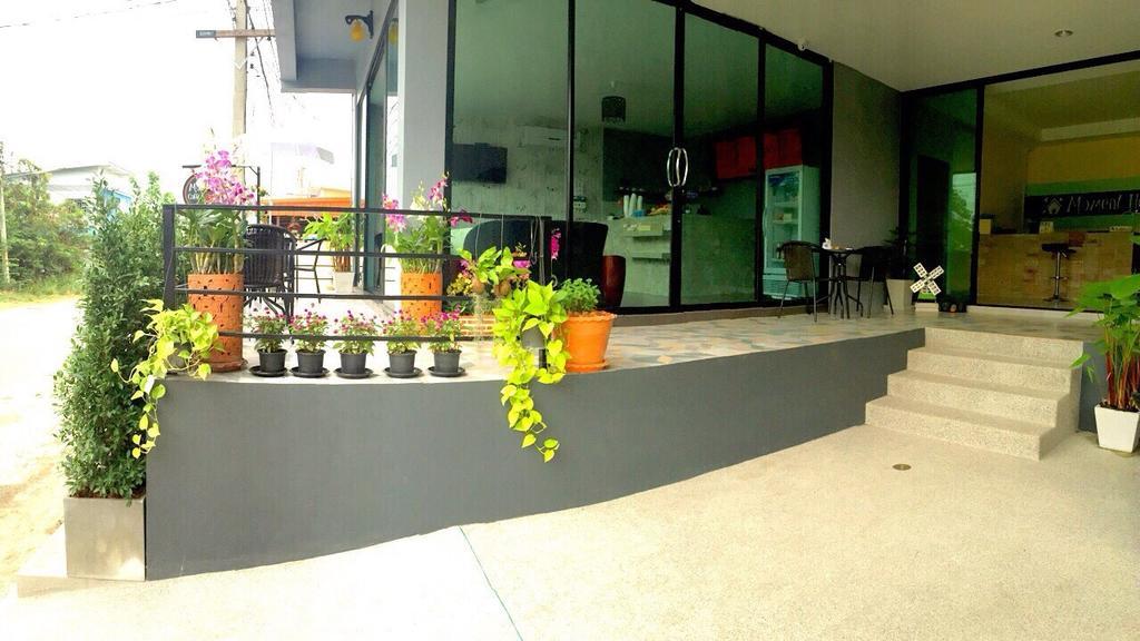 Moment House Hua Hin Hostel Екстериор снимка