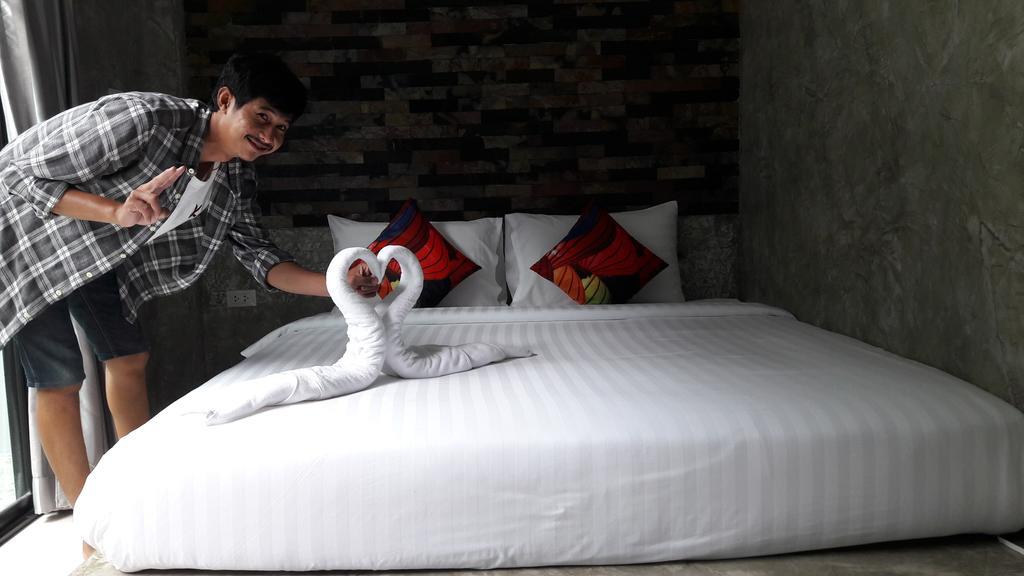 Moment House Hua Hin Hostel Екстериор снимка